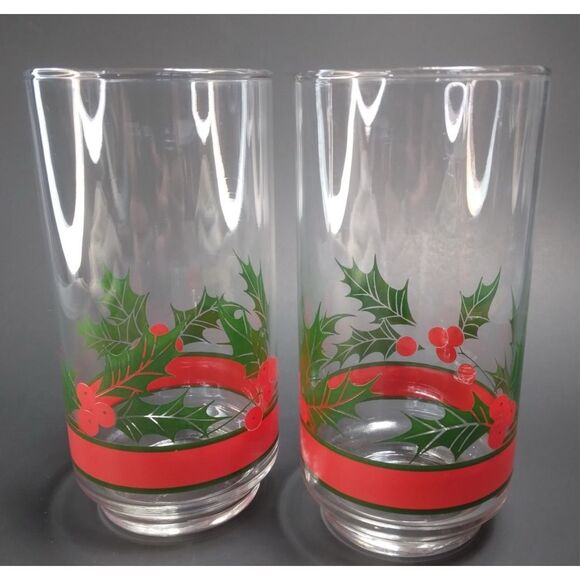 Vintage Set of 4 Libbey Holly Berry 12oz clear glass drinkware. - Picture 2 of 3